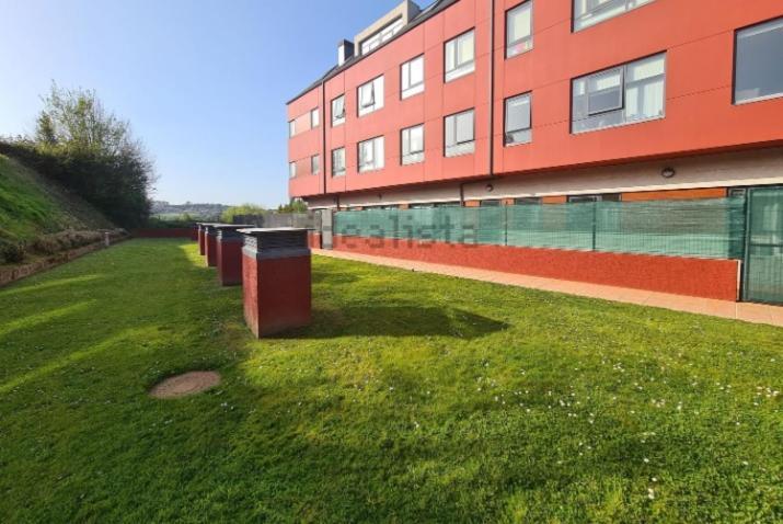 Apartmán Piso Con Piscina En Sada Exteriér fotografie